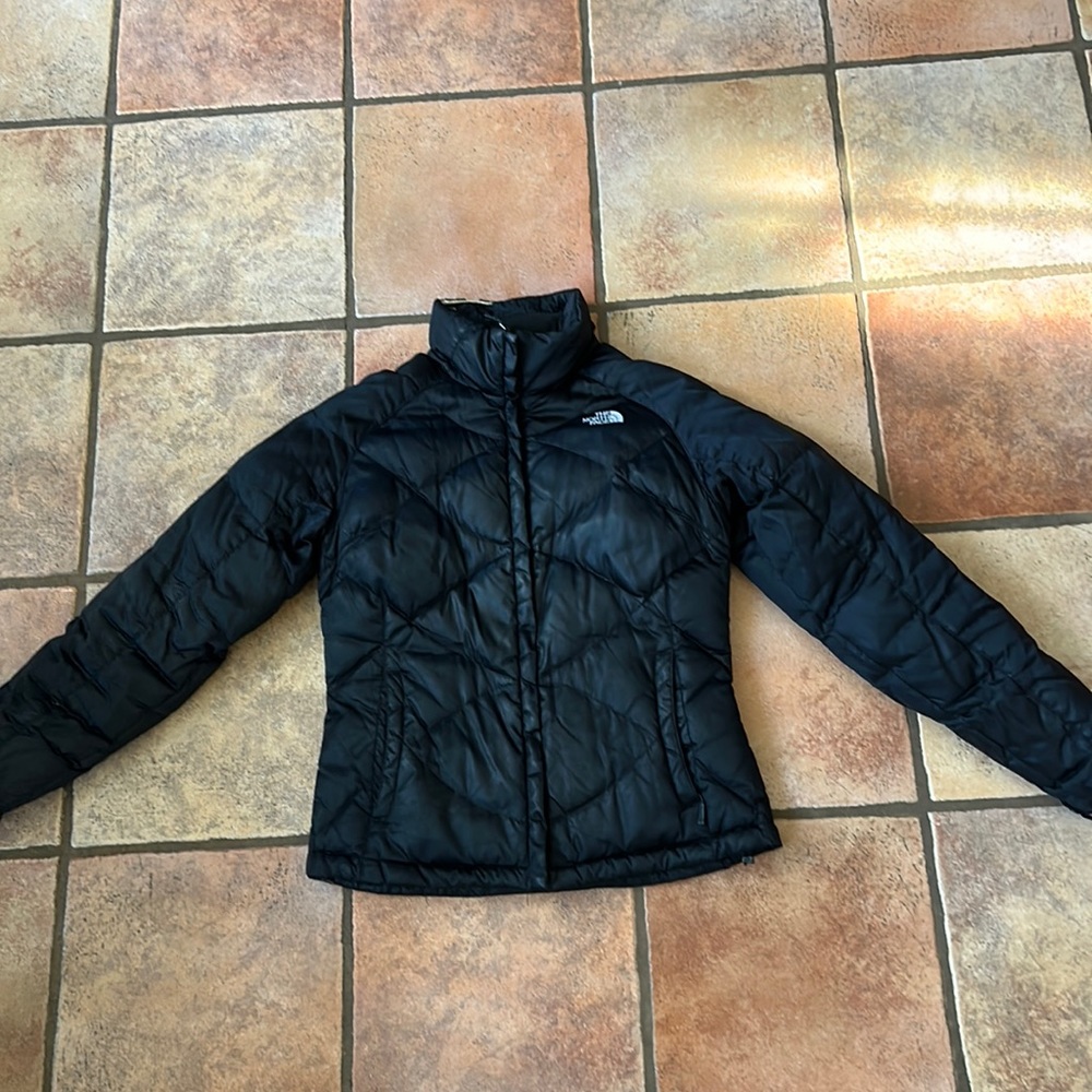 Women’s North Face puffer